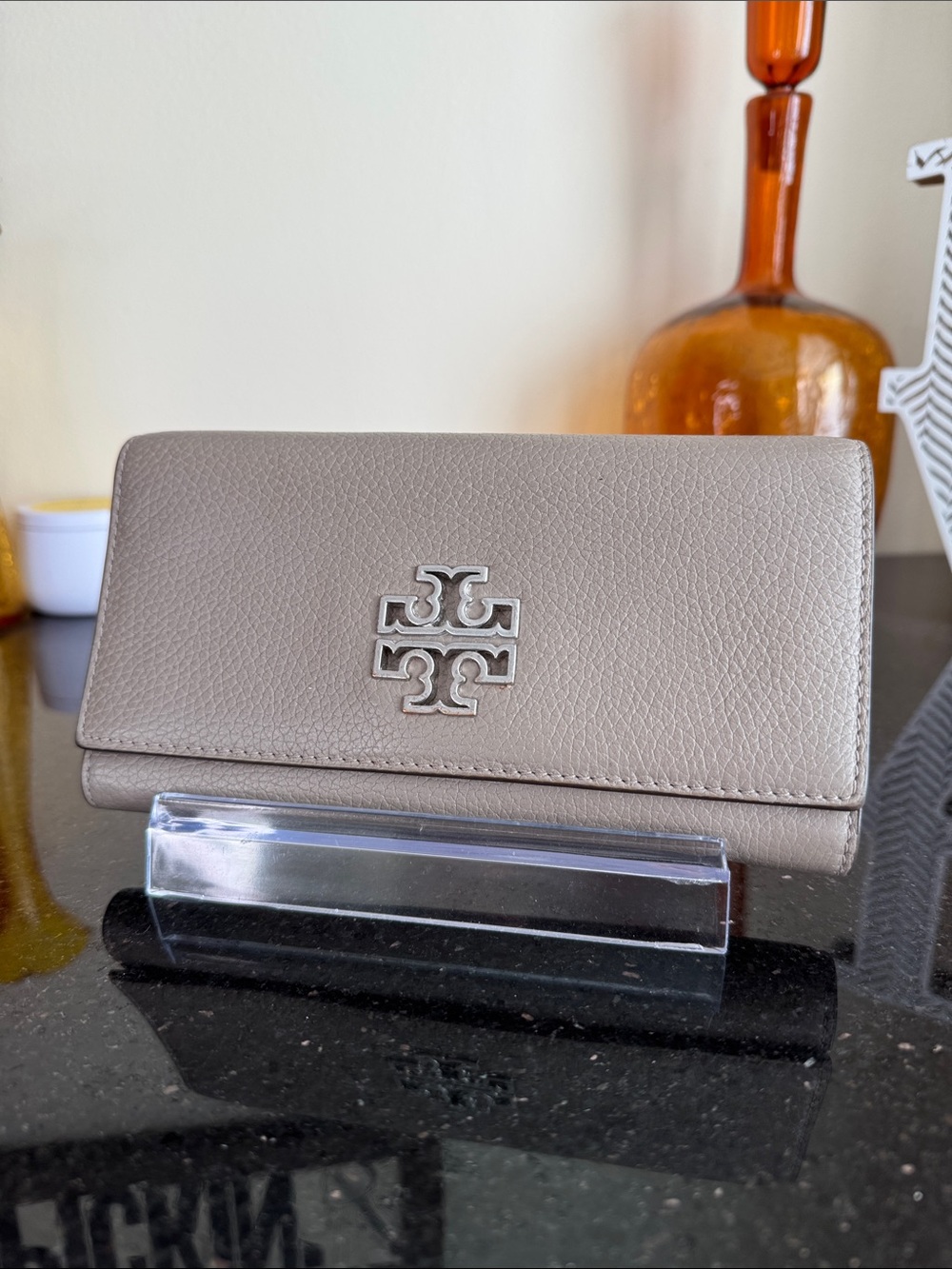 Tory Burch Pebbled Leather Continental Wallet in Taupe